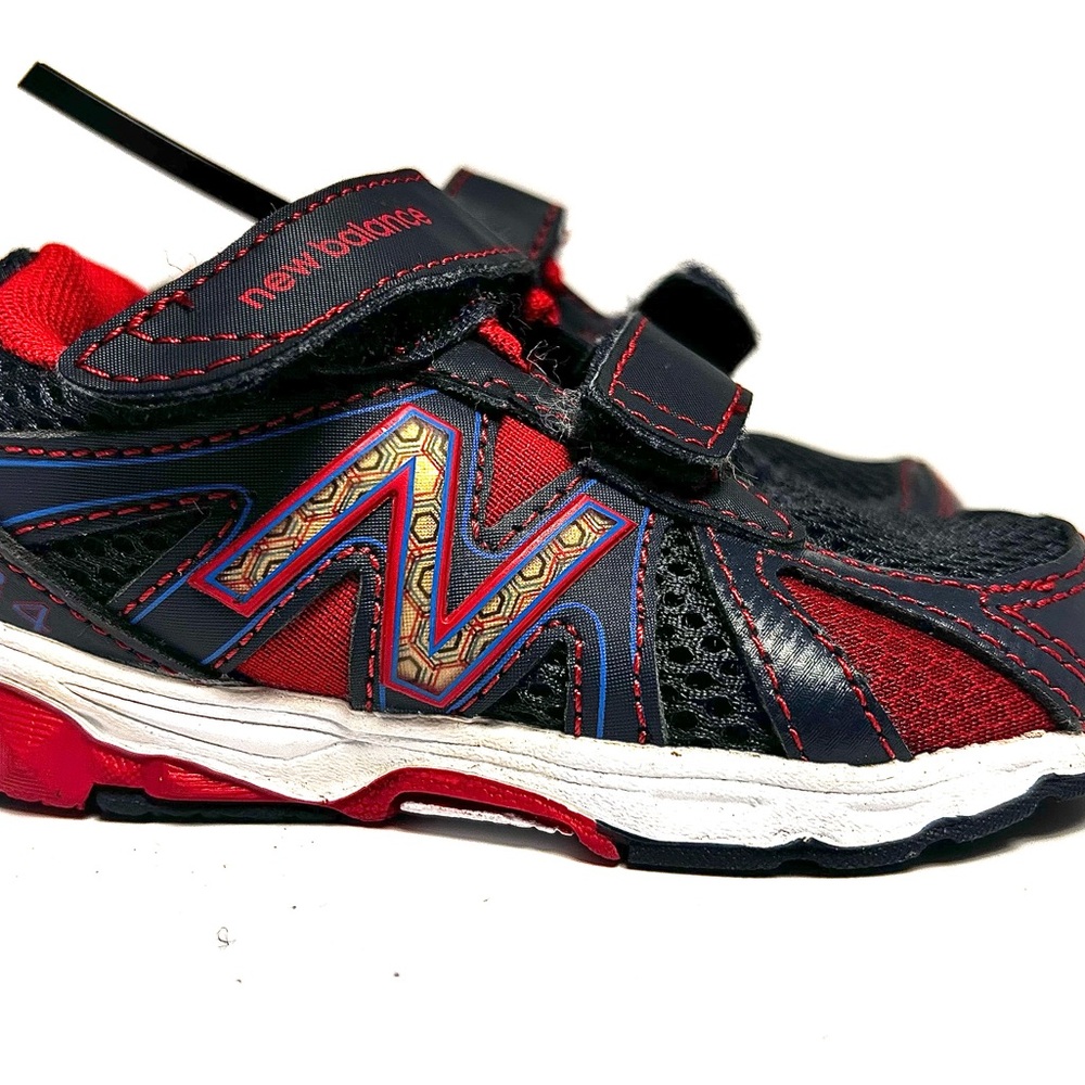 New Balance Kids' Black and Red Sneakers Size 6 *NEW*